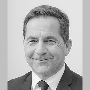 Prof. Walter Thurnherr